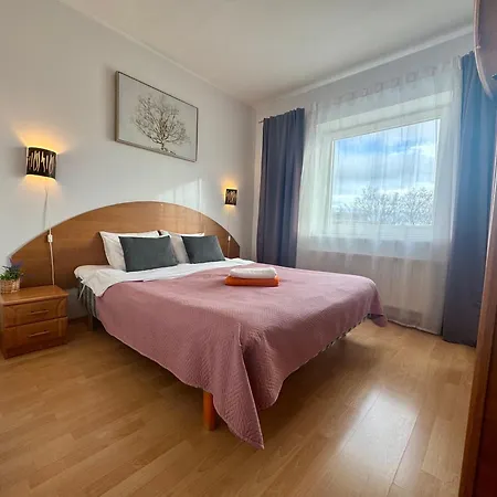 Apartment Tatari By Rikas